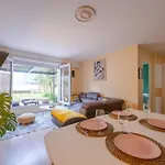 Le Coin Du Bonheur - Pas De Fete Apartment *