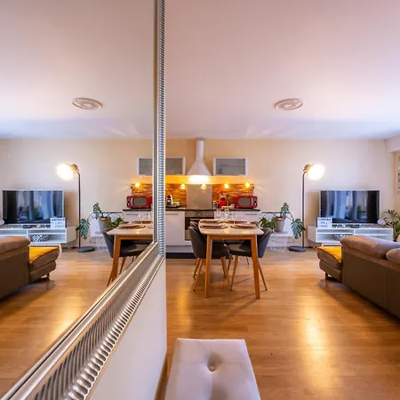 Le Coin Du Bonheur * Нант