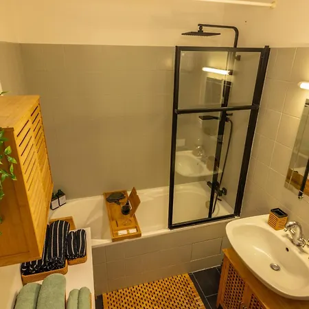 Апартаменты Le Coin Du Bonheur Нант