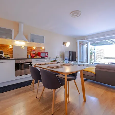 Le Coin Du Bonheur Apartment